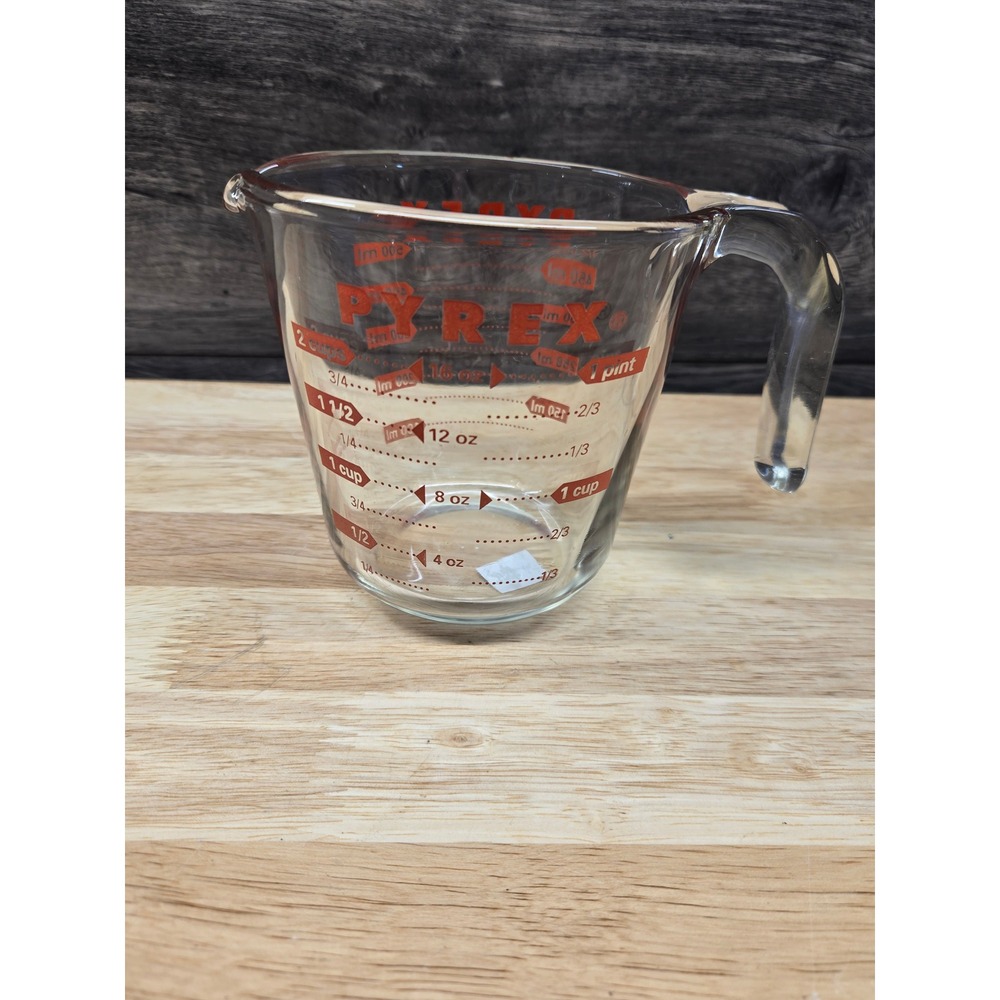 Pyrex 2 Cup 16 oz Clear Glass Measuring Cup Red Lettering Vintage Kitchenware